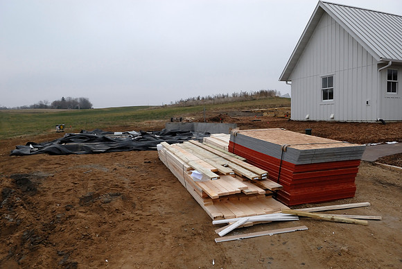 Garage-in-a-pile