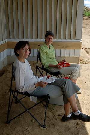 Contrary to her appearance here, Heather is the least surly person you'll ever meet : )