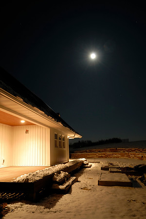 Full moon over Vitt Hus